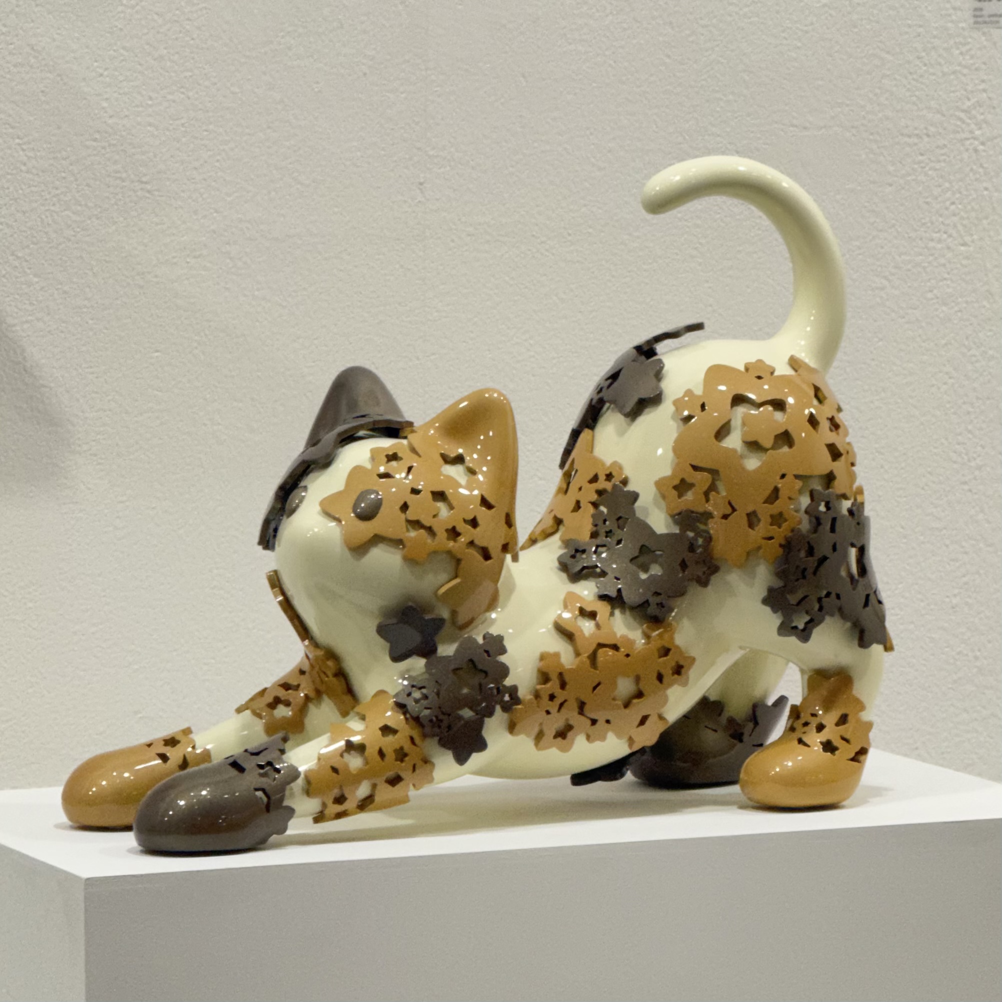 곁 궁디팡팡.jpg